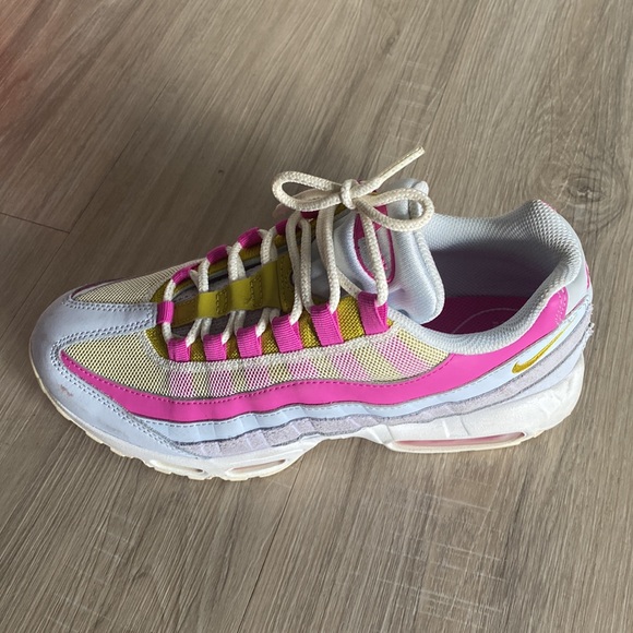 Airmax 95 pink - Picture 2 of 6